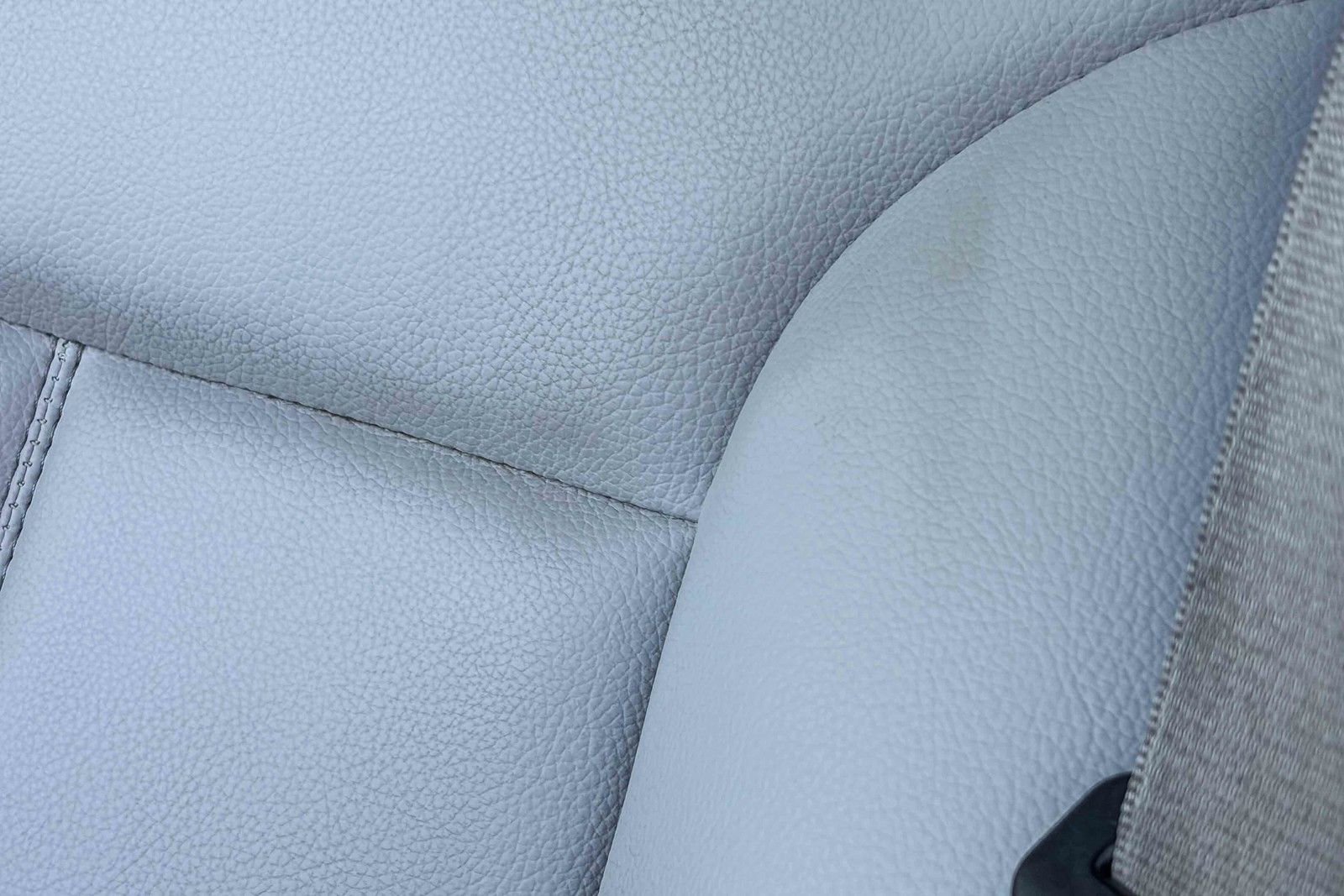 Used 2012 Mercedes-Benz GL 450 4MATIC image 24