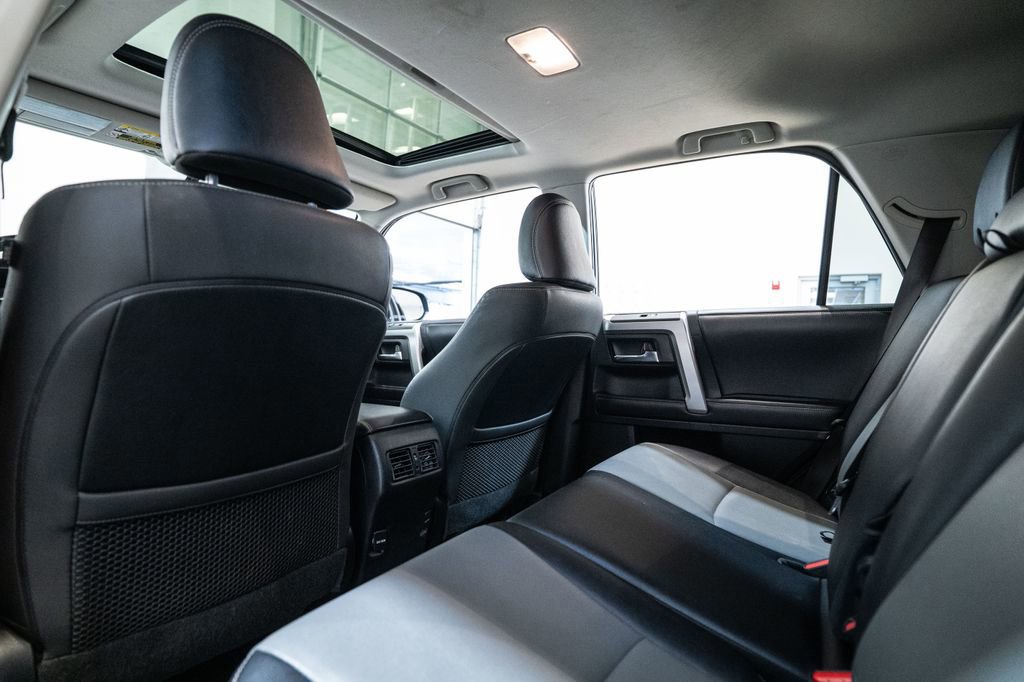 Used 2019 Toyota 4Runner SR5 Premium image 33