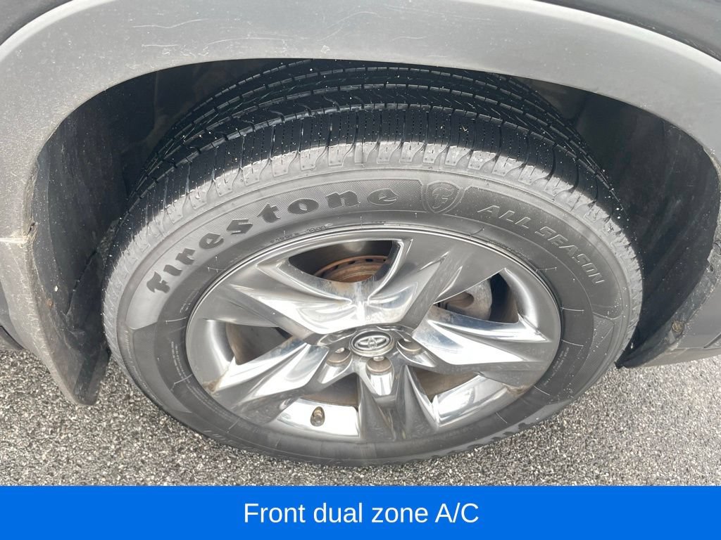 Used 2019 Toyota Highlander Limited AWD/4WD image 13