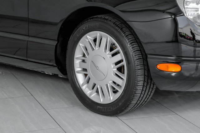 Used 2002 Ford Thunderbird image 45