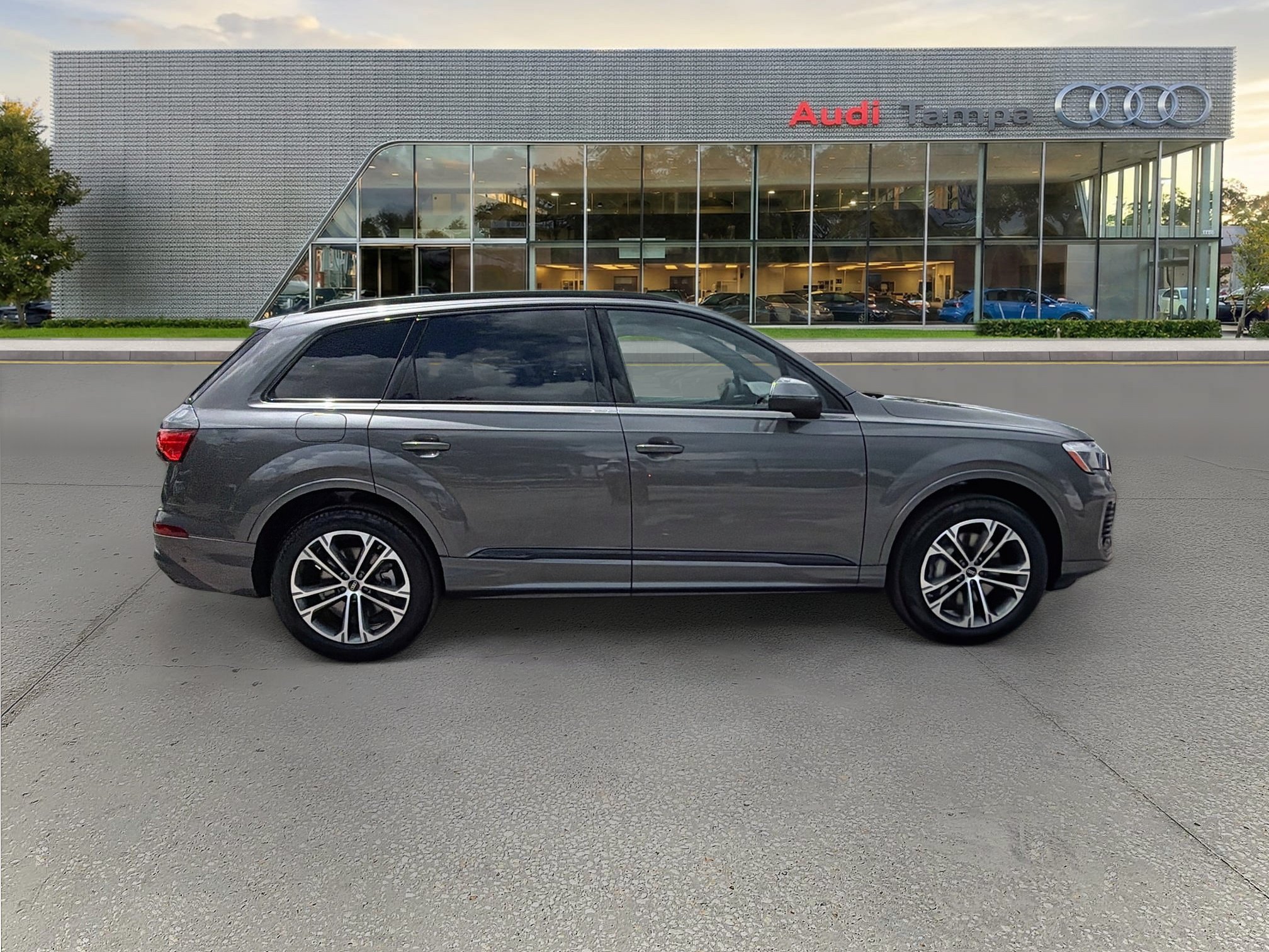 New 2026 Audi Q7 2.0T Premium AWD/4WD image 2