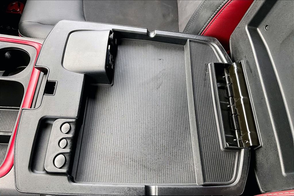 Used 2015 RAM 1500 Rebel image 26