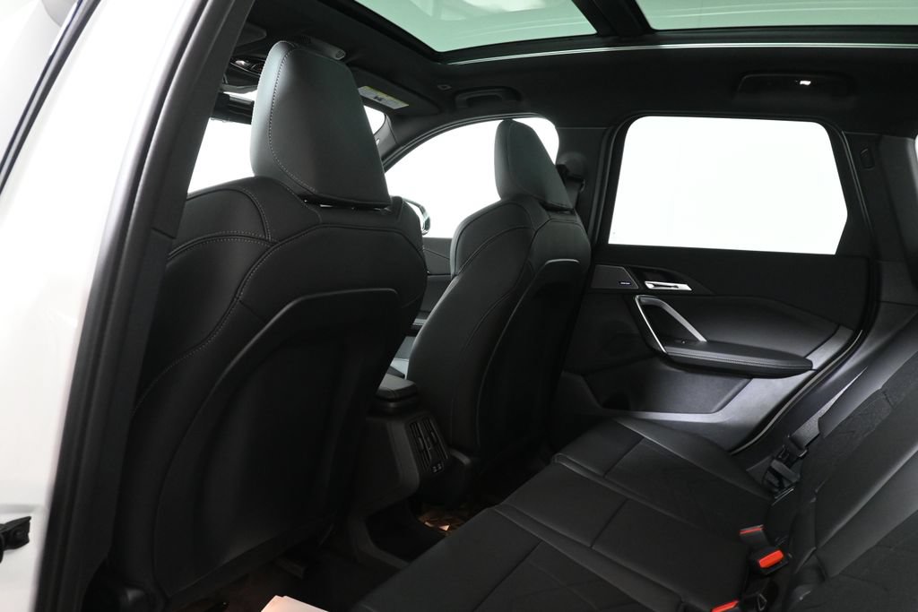 New 2027 BMW X1 xDrive28i AWD/4WD image 27