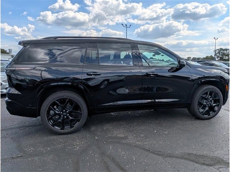 New 2026 Chevrolet Traverse RS image 1