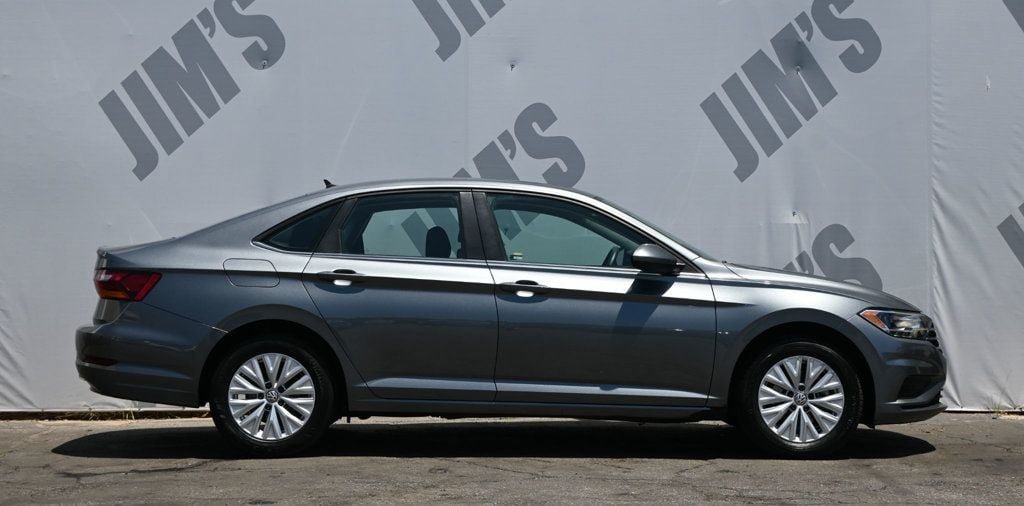 Used 2019 Volkswagen Jetta S w/ Driver Assistance Package FWD image 4