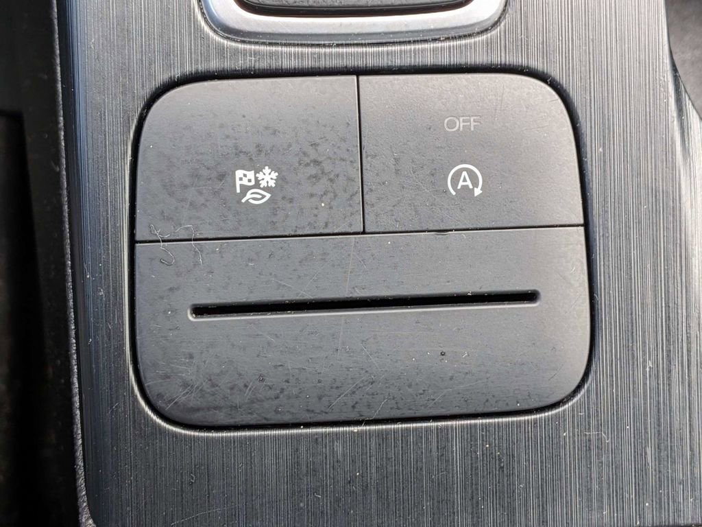 Used 2023 Ford Escape ST-Line w/ Cold Weather Package image 21