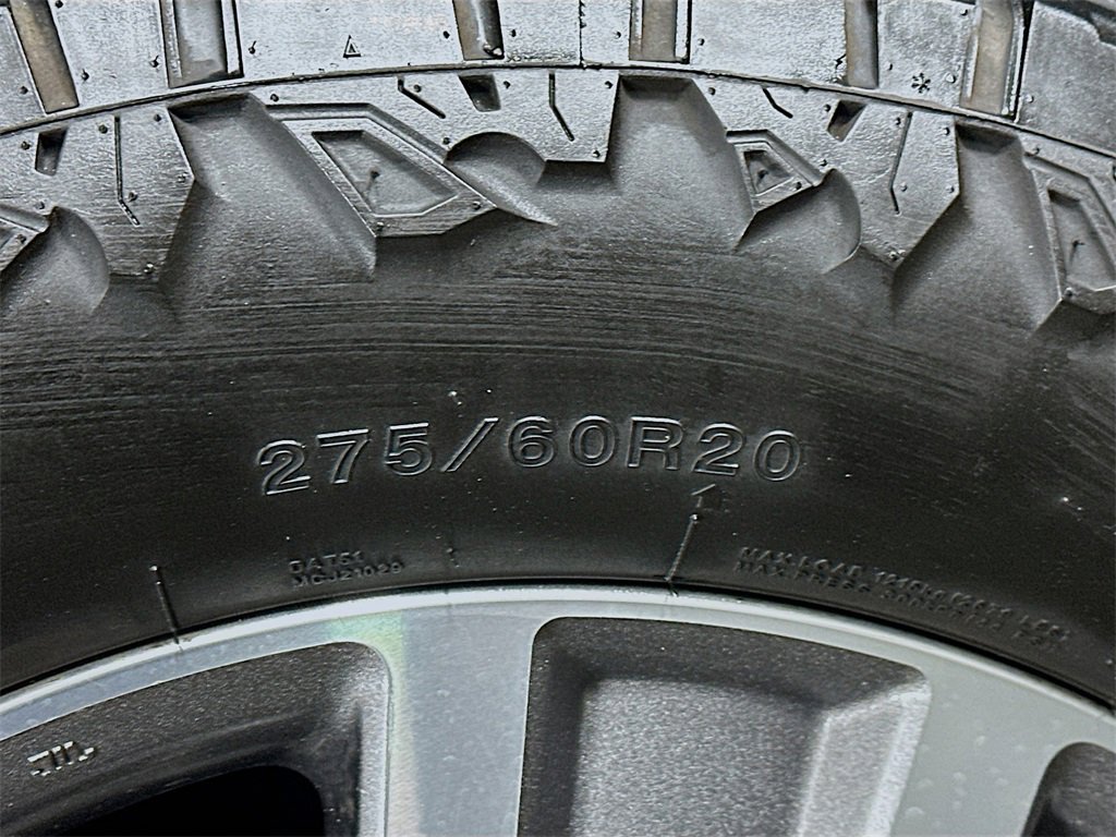 Used 2015 Nissan Armada SL image 33