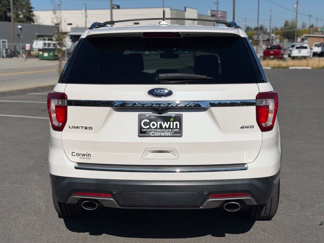 Used 2018 Ford Explorer Limited w/ Equipment Group 301A AWD/4WD image 16