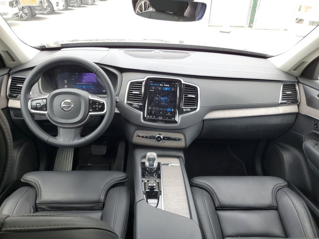 Certified 2024 Volvo XC90 B6 Ultimate image 14