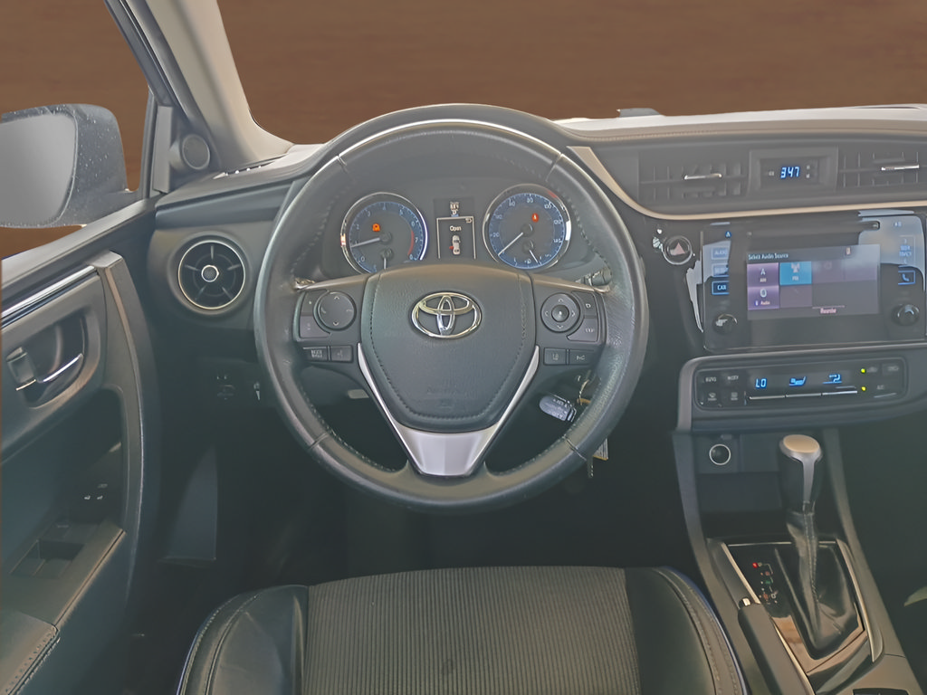 Used 2019 Toyota Corolla SE FWD image 4