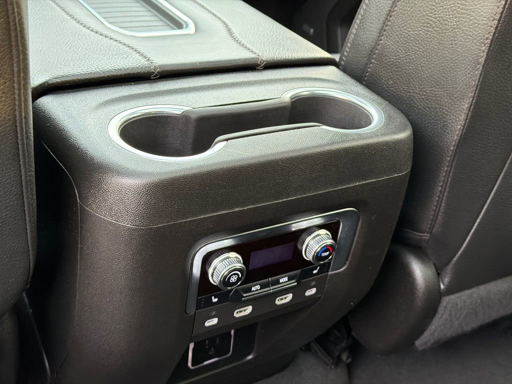 Used 2022 GMC Yukon XL Denali w/ Denali Ultimate Package image 23