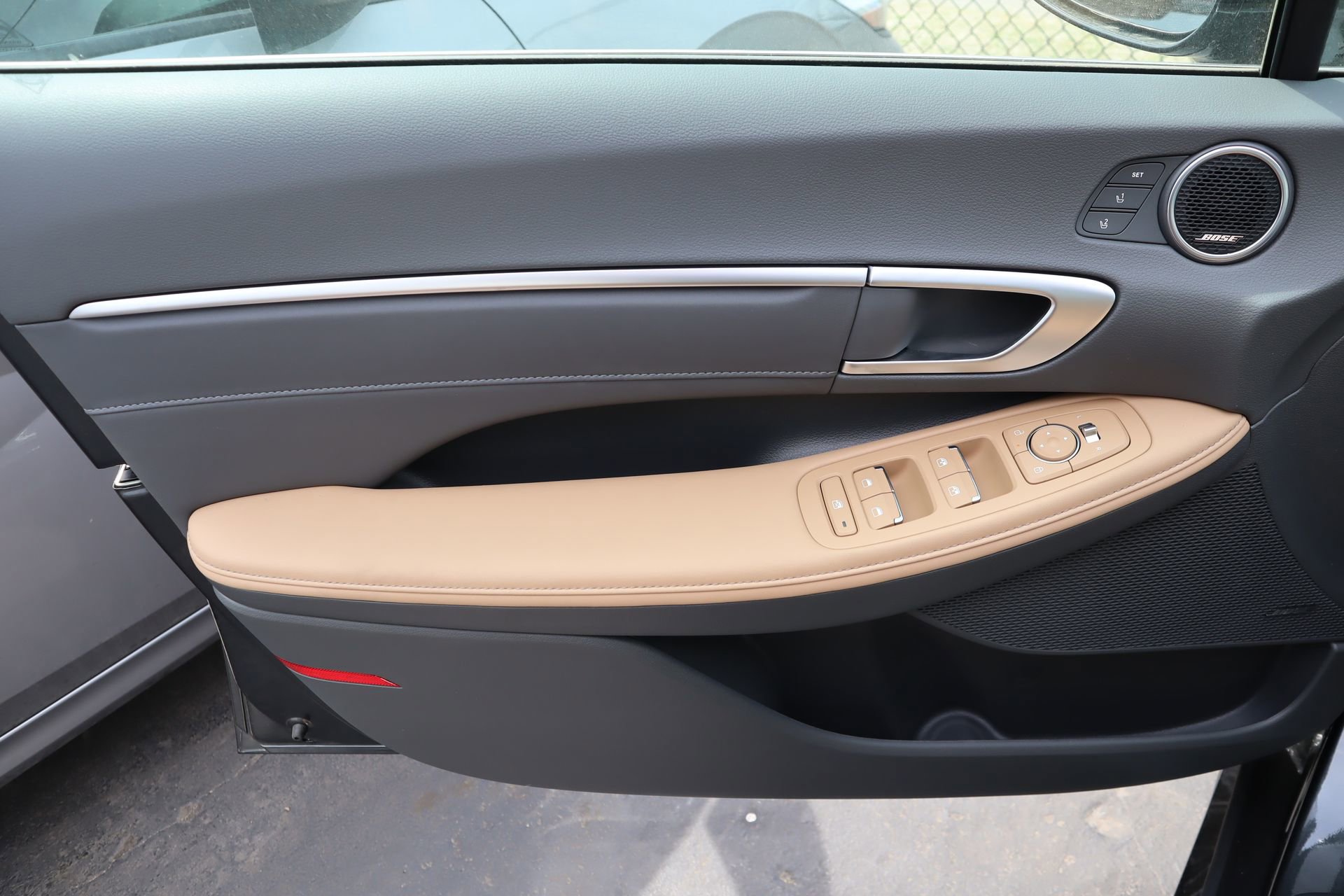 New 2026 Hyundai Sonata Limited FWD image 17