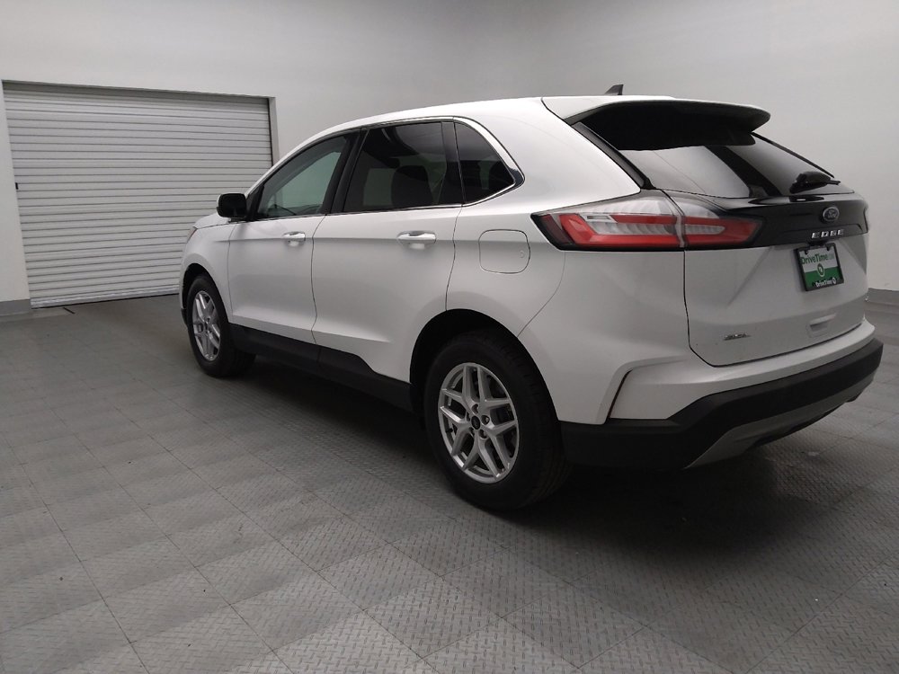 Used 2024 Ford Edge SEL image 5
