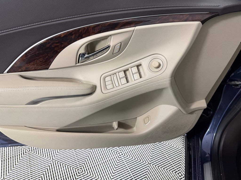 Used 2014 Buick LaCrosse Leather FWD image 10