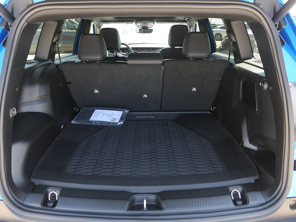 New 2026 Jeep Cherokee Limited AWD/4WD image 19