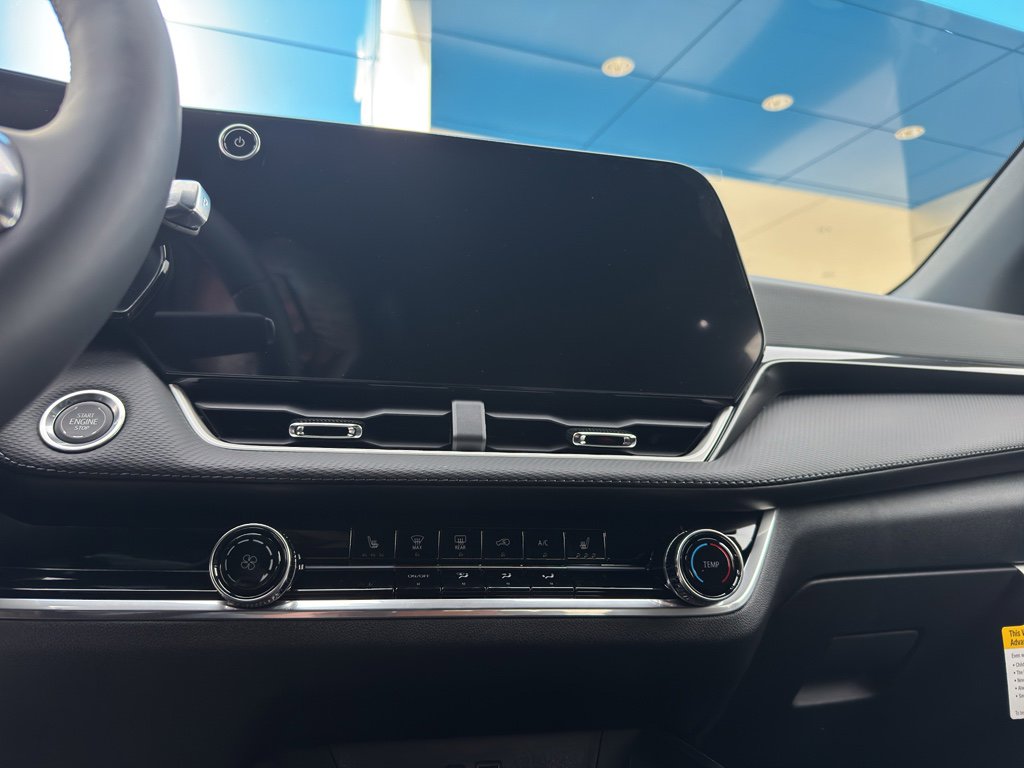 New 2026 Chevrolet Equinox LT w/ Midnight Edition image 16