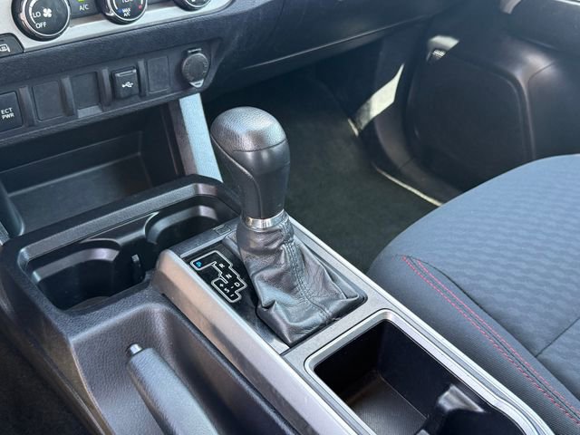 Used 2020 Toyota Tacoma SR5 image 21