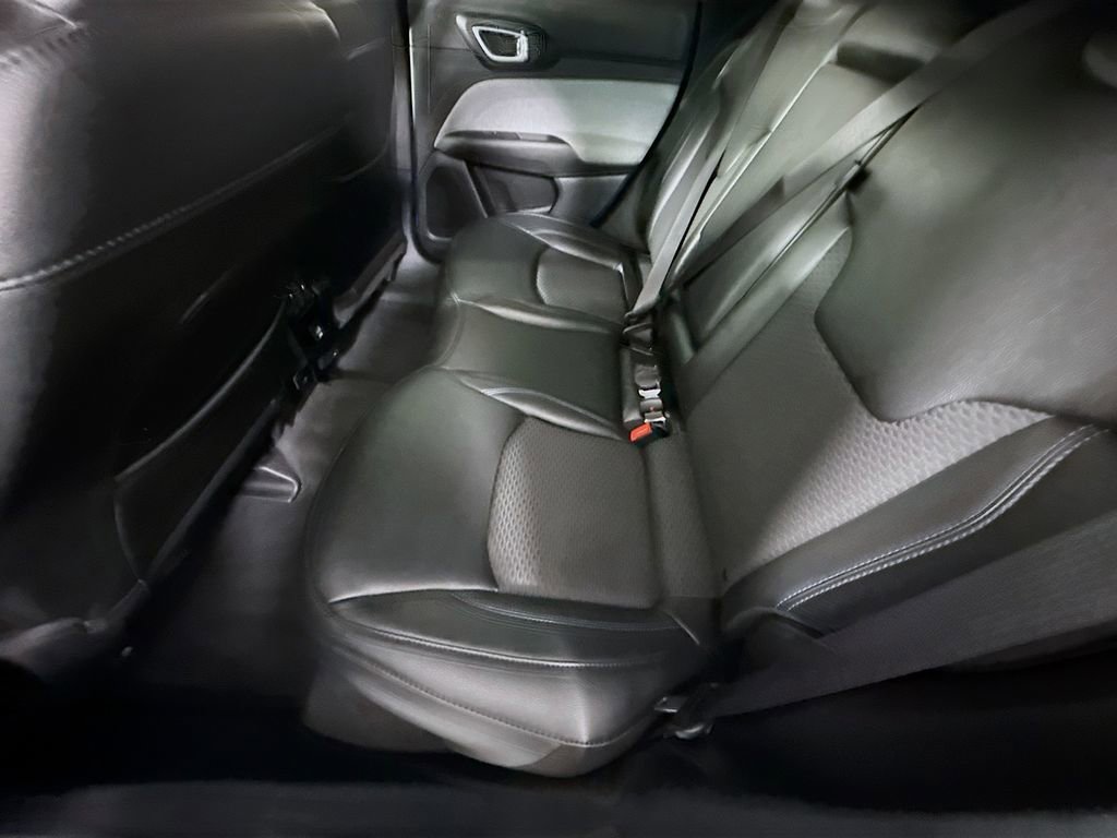 Used 2022 Jeep Compass Latitude image 26