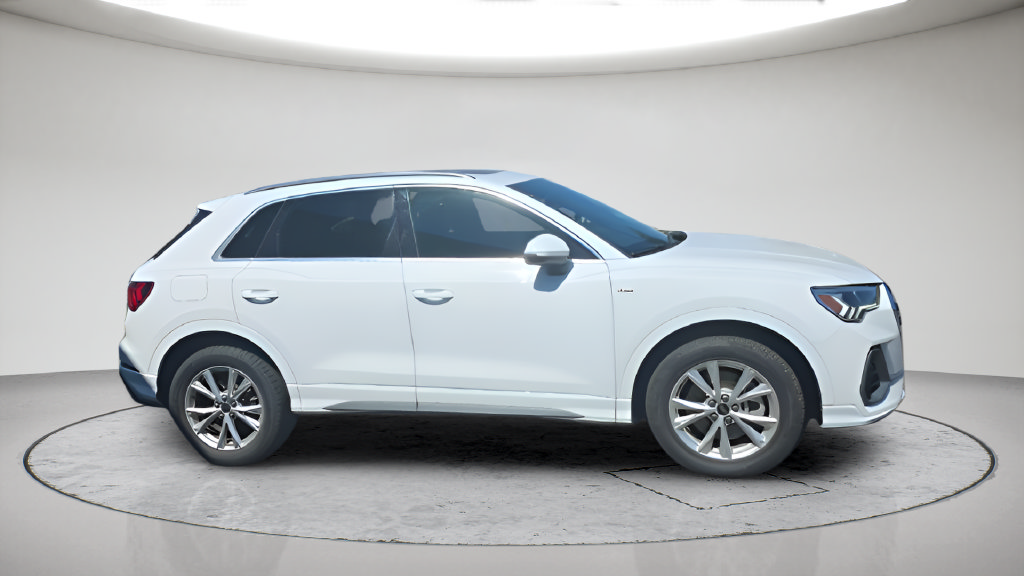 Used 2024 Audi Q3 2.0T Premium AWD/4WD image 12