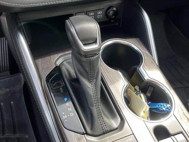 Used 2022 Toyota Highlander Limited image 21