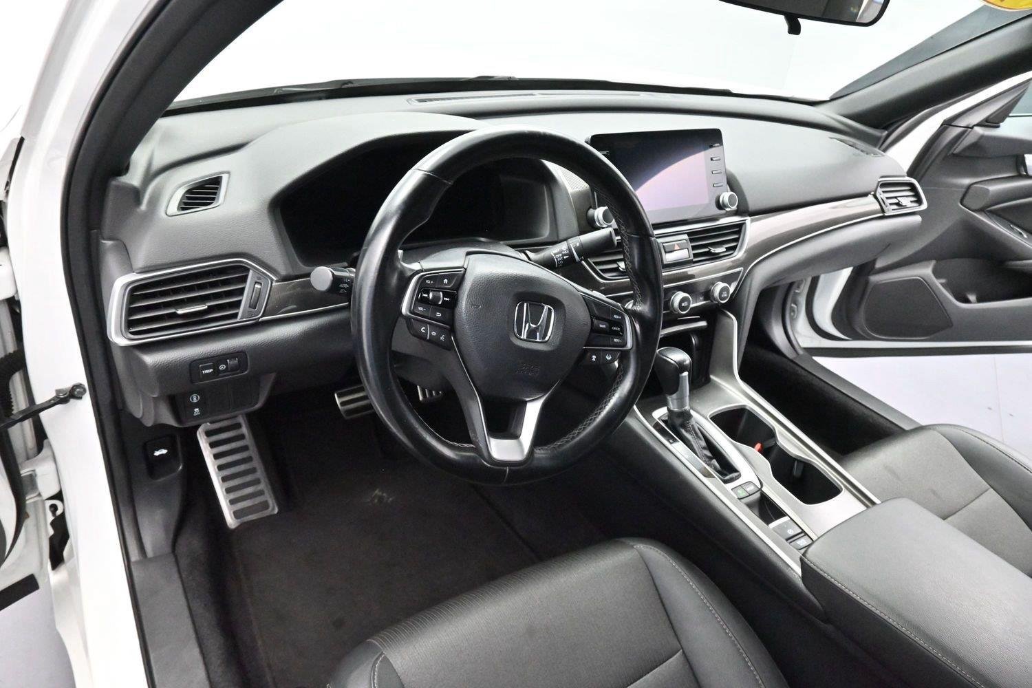 Used 2020 Honda Accord Sport image 16