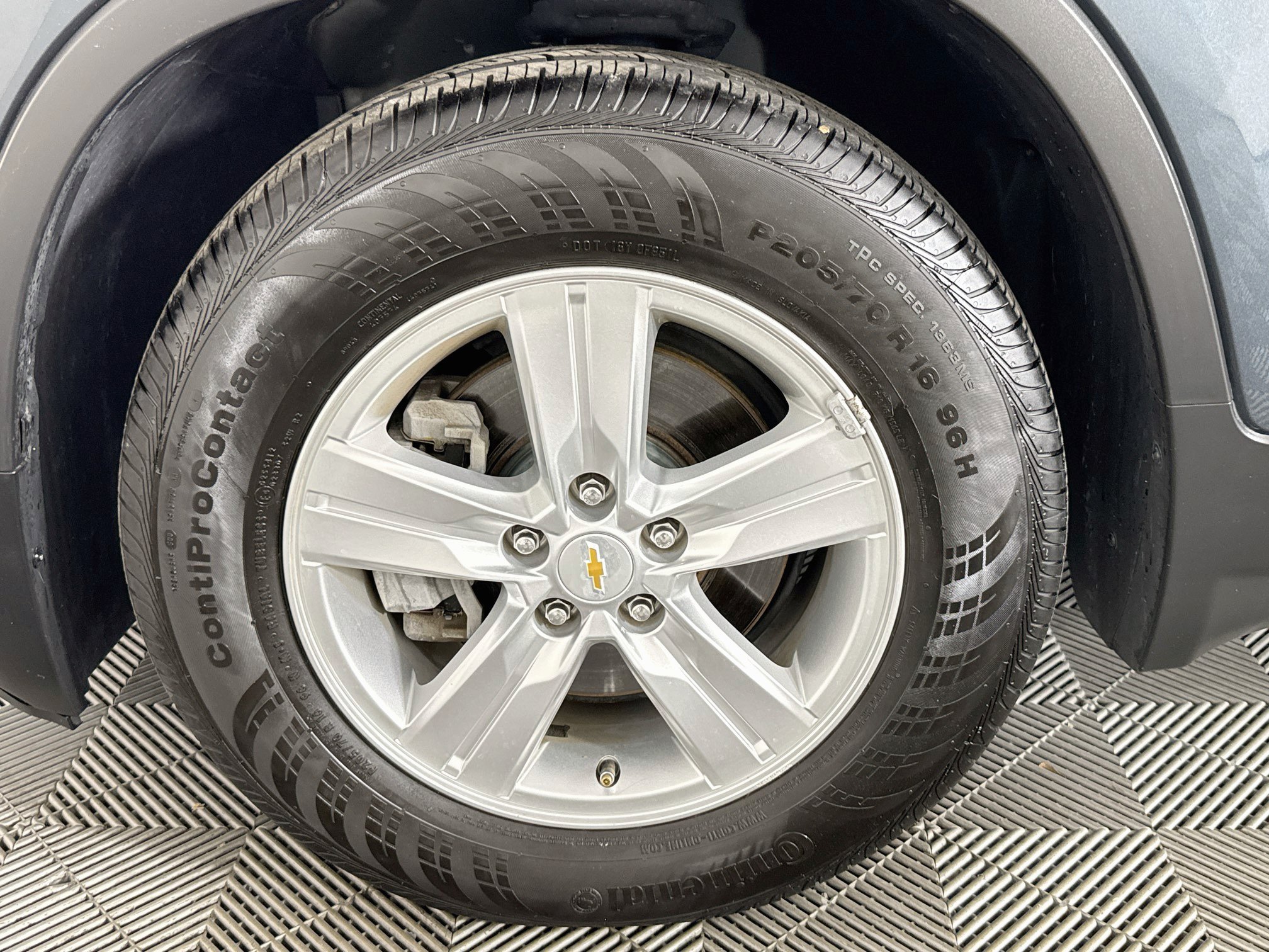 Used 2021 Chevrolet Trax LS FWD image 34