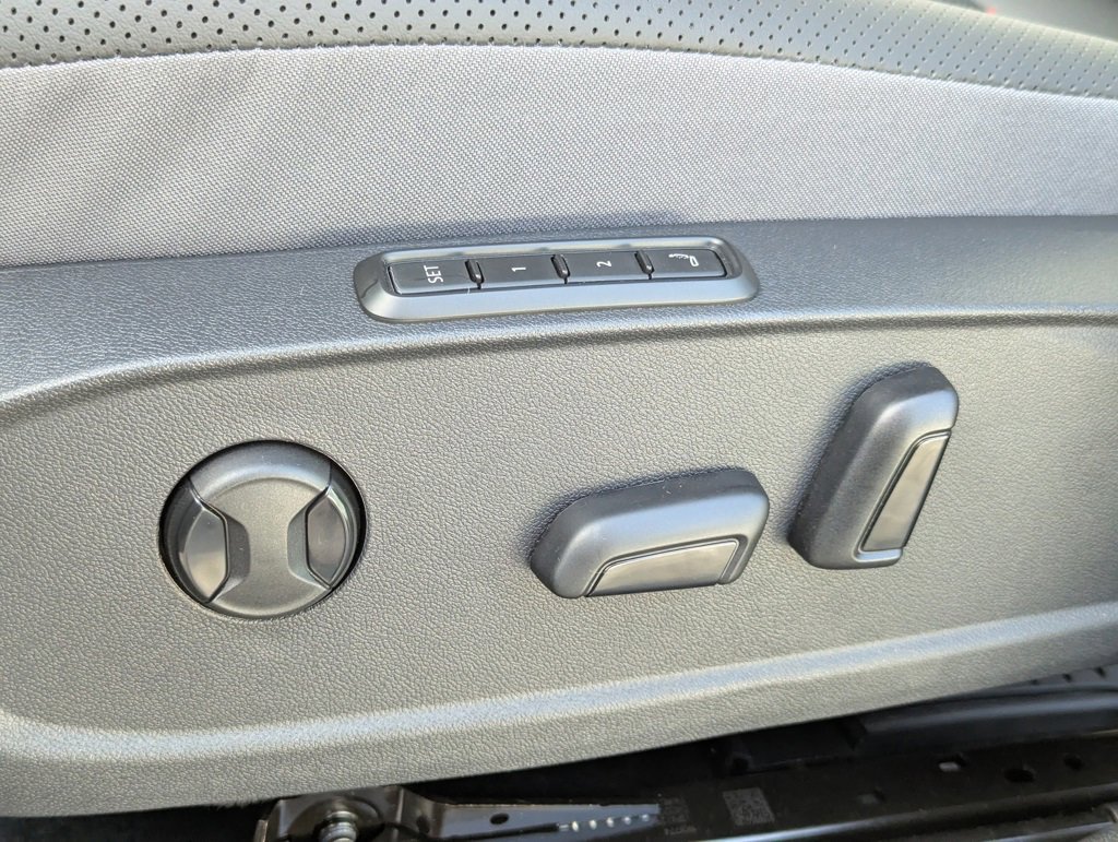 New 2025 Volkswagen ID.4 Pro S Plus image 26