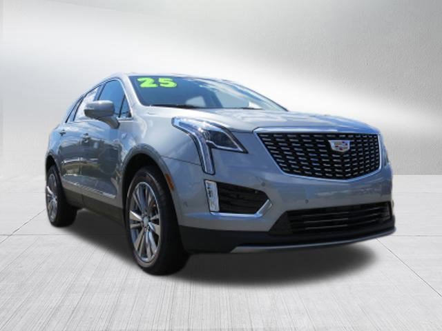 New 2025 Cadillac XT5 Premium Luxury w/ Technology Package