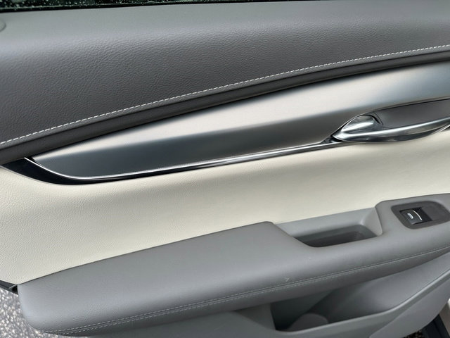 Used 2022 Cadillac XT5 Premium Luxury w/ LPO, Floor Liner Package image 25