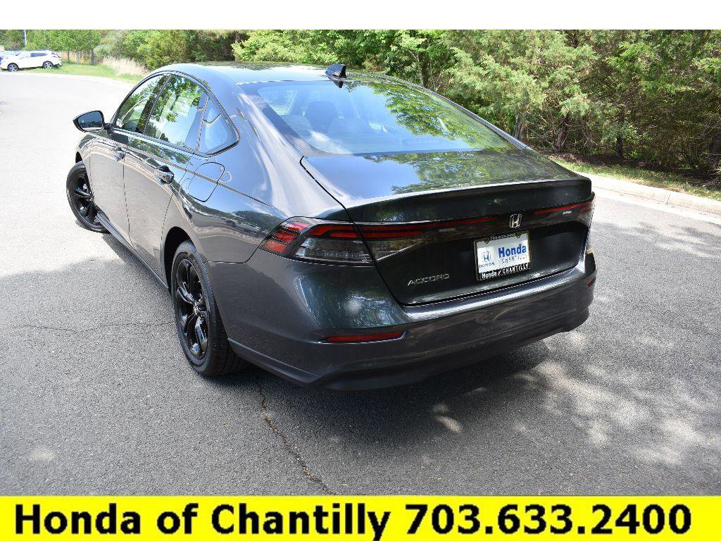 Used 2025 Honda Accord SE image 5