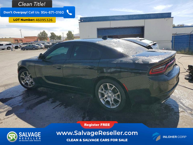 Used 2017 Dodge Charger SXT image 3