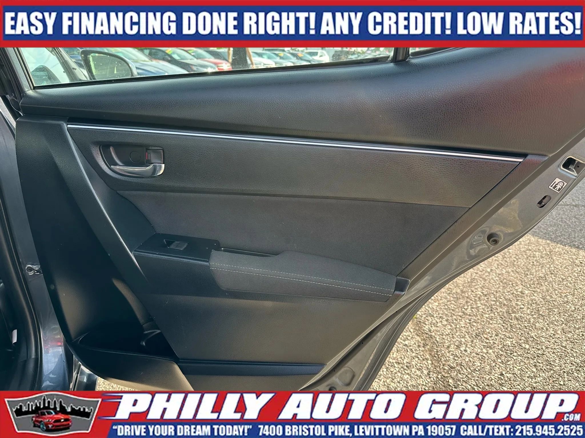 Used 2019 Toyota Corolla LE FWD image 17