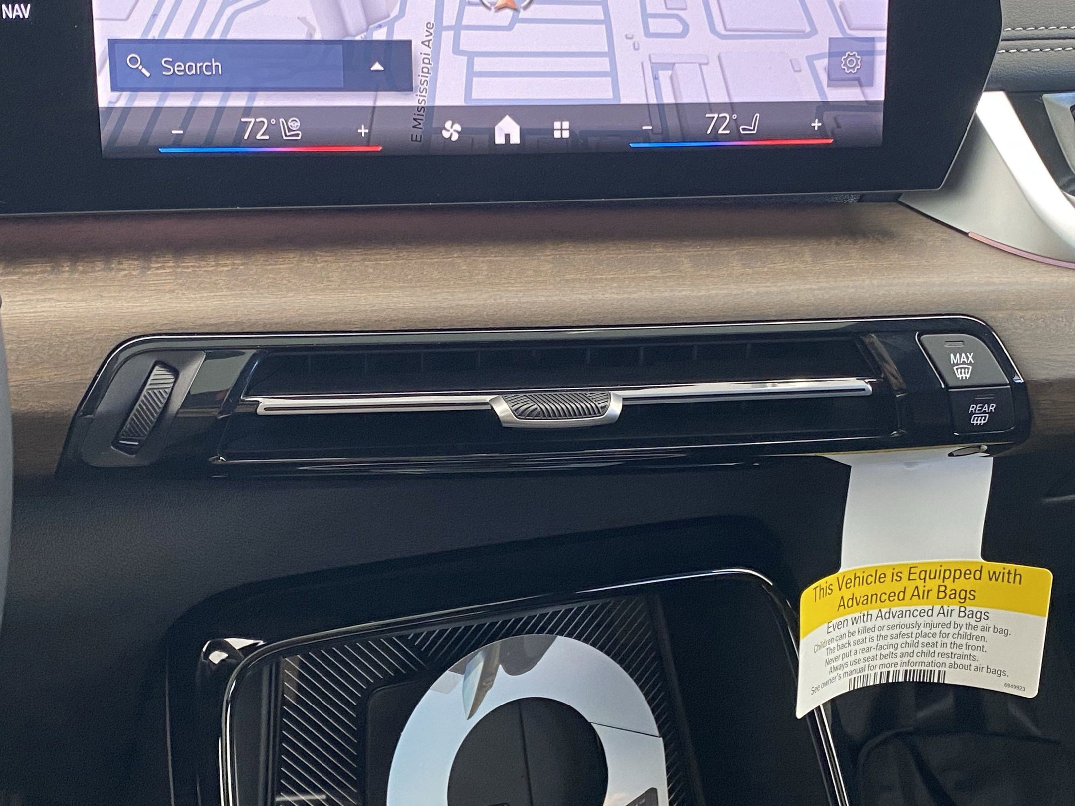 Used 2025 BMW X1 xDrive28i w/ Technology Package image 27