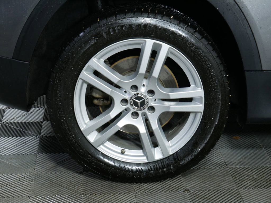 Used 2021 Mercedes-Benz GLB 250 4MATIC image 11