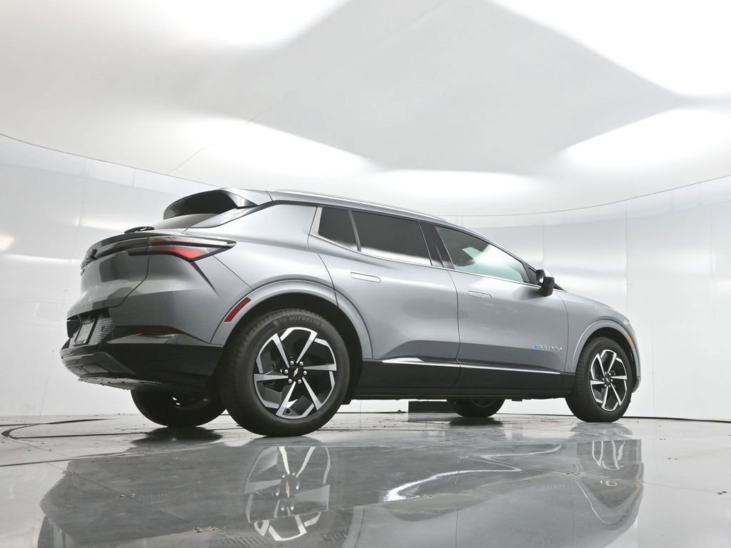 Used 2025 Chevrolet Equinox EV LT w/ Convenience Package image 65