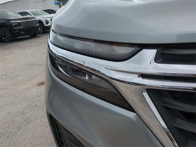 Used 2024 Chevrolet Equinox LS w/ Driver Confidence II Package image 10