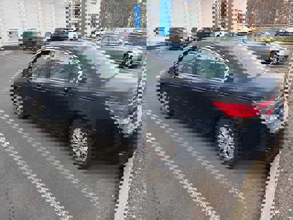 Used 2011 Honda Accord LX image 10