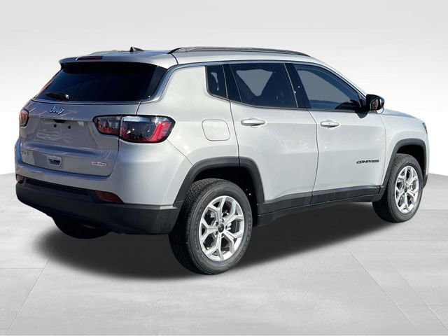 New 2026 Jeep Compass Latitude image 7