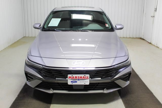 Used 2024 Hyundai Elantra SEL w/ Convenience Package image 2