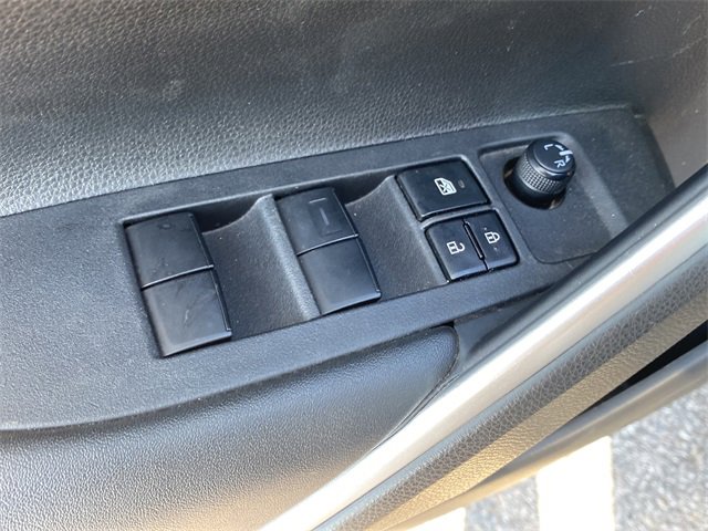 Used 2023 Toyota Corolla Cross L image 20