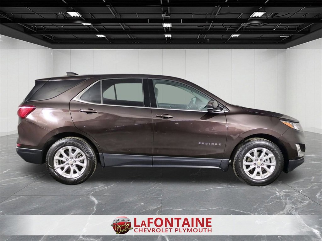 Certified 2020 Chevrolet Equinox LT w/ Driver Convenience Package image 9