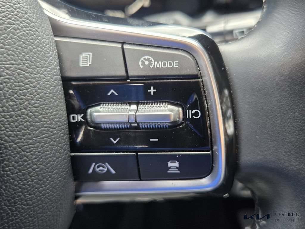 Certified 2023 Kia Sorento SX FWD image 27