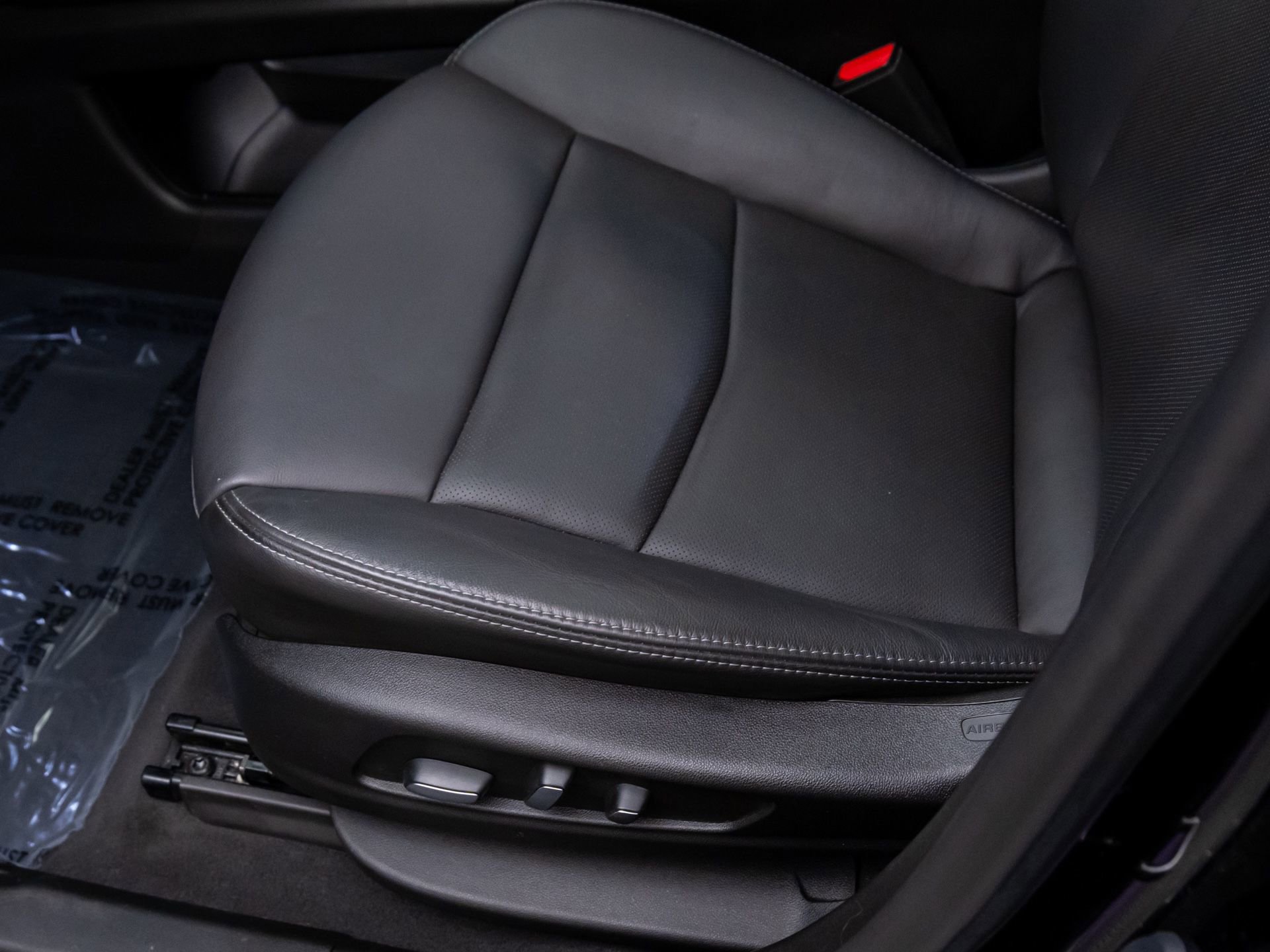 Certified 2024 Cadillac XT6 Sport w/ LPO, Floor Liner Package image 19