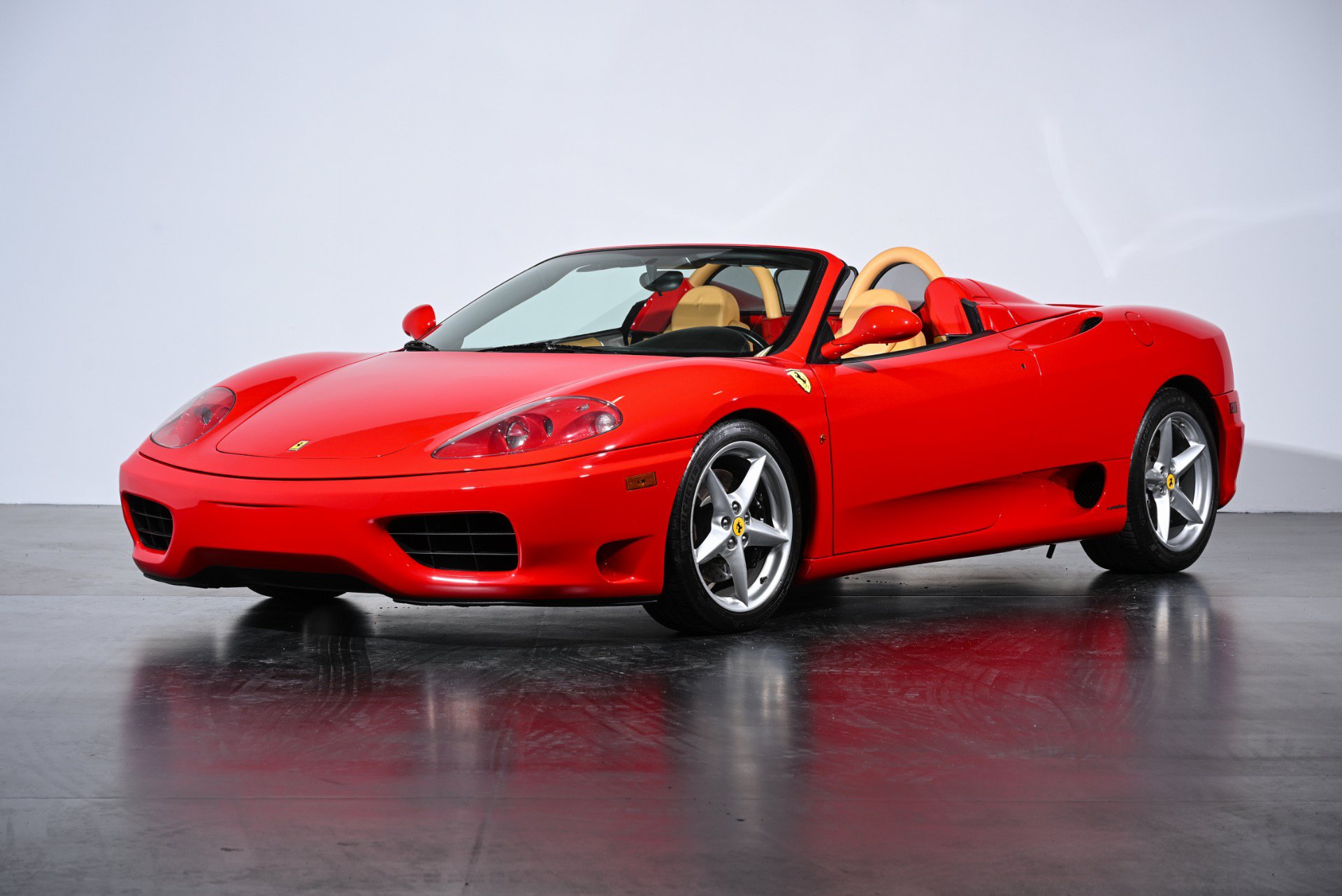 Used 2003 Ferrari 360 Spider RWD image 2