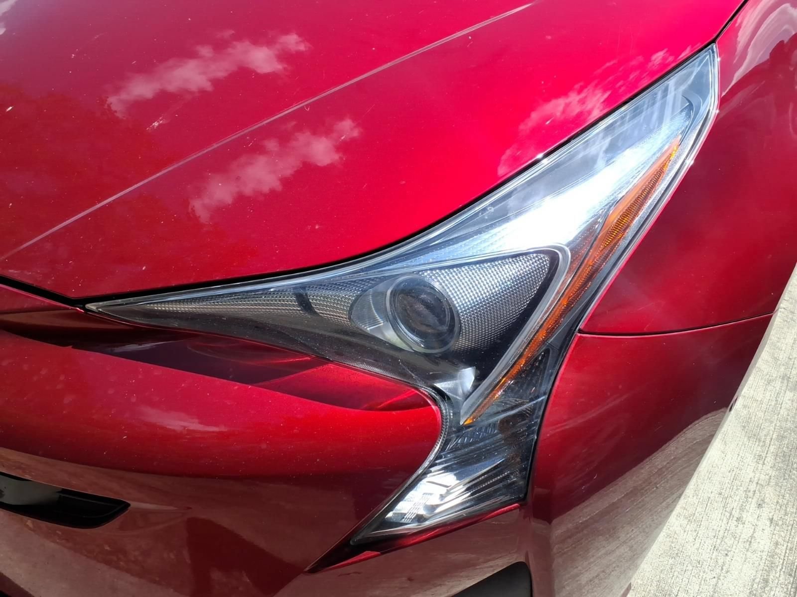Used 2017 Toyota Prius Four w/ Advanced Technology Package FWD image 5