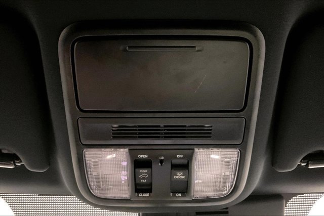 Used 2023 Honda Passport EX-L image 35