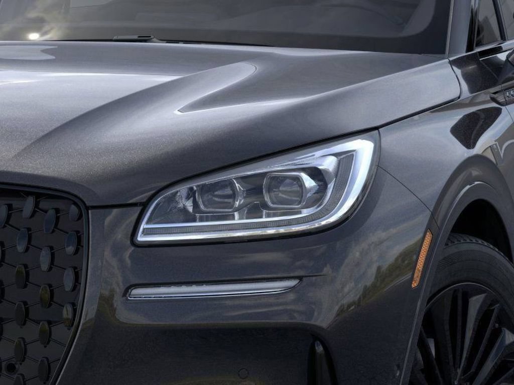 New 2025 Lincoln Corsair Reserve w/ Equipment Group 202A AWD/4WD image 18