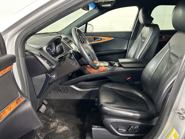 Used 2017 Lincoln MKX Select w/ Select Plus Package image 12