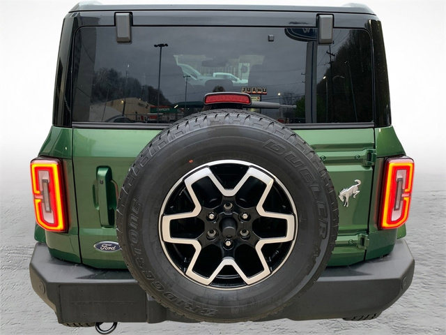 Used 2025 Ford Bronco Outer Banks image 3