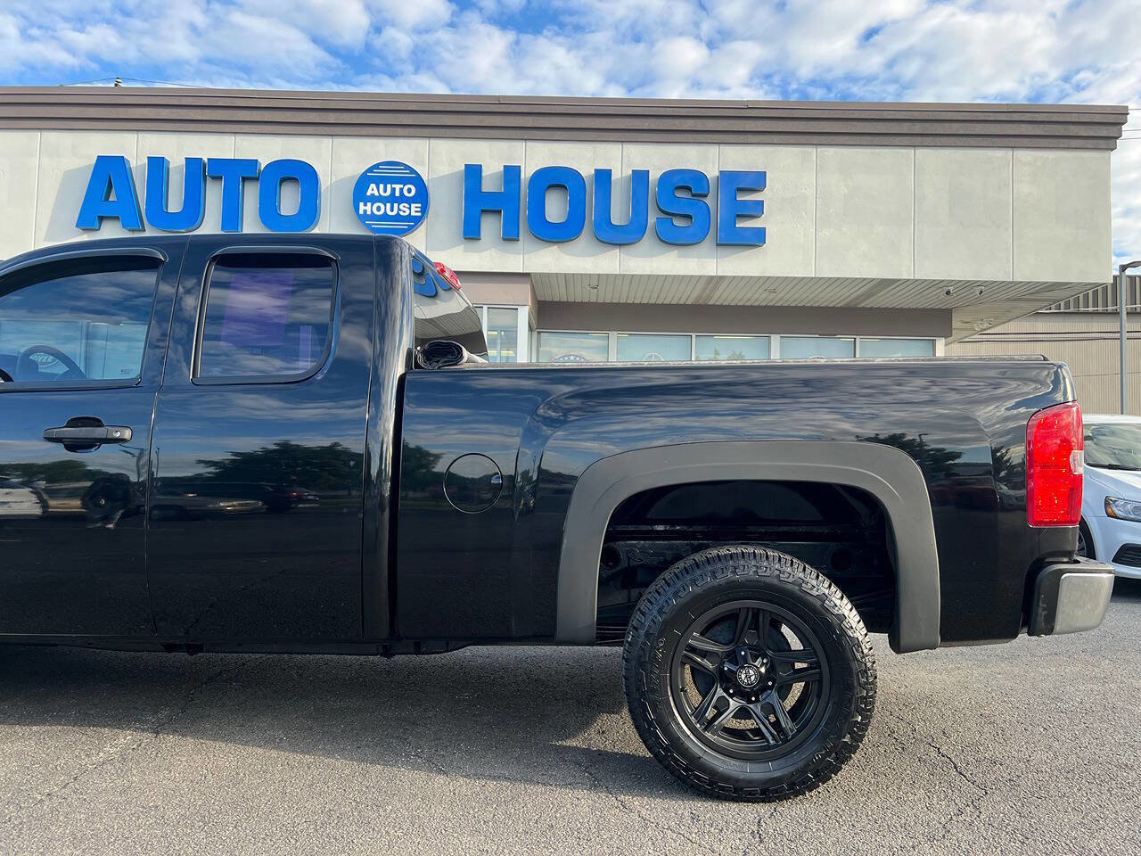Used 2012 Chevrolet Silverado 1500 W/T RWD image 33